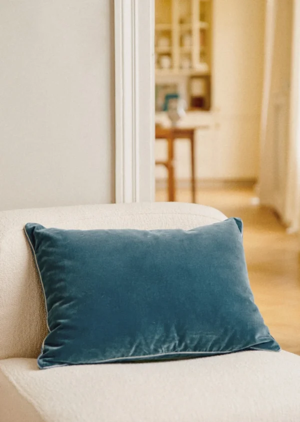 Sezane Coussin Velours Édition -  Grand Modèle- Les Tissus