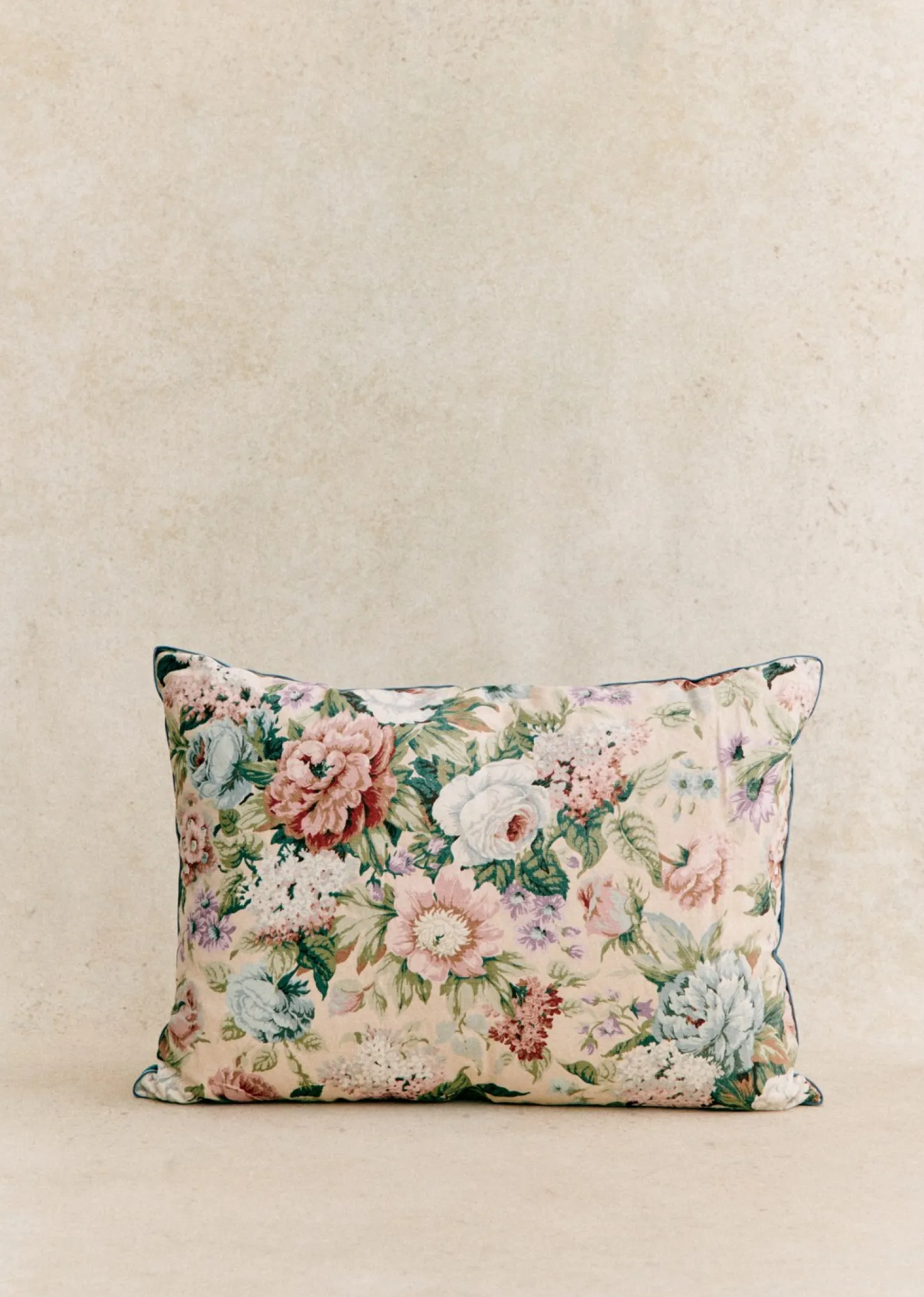 Sezane Coussin Vintage - Très Grand Modèle- La Sélection Vintage | Les Tissus